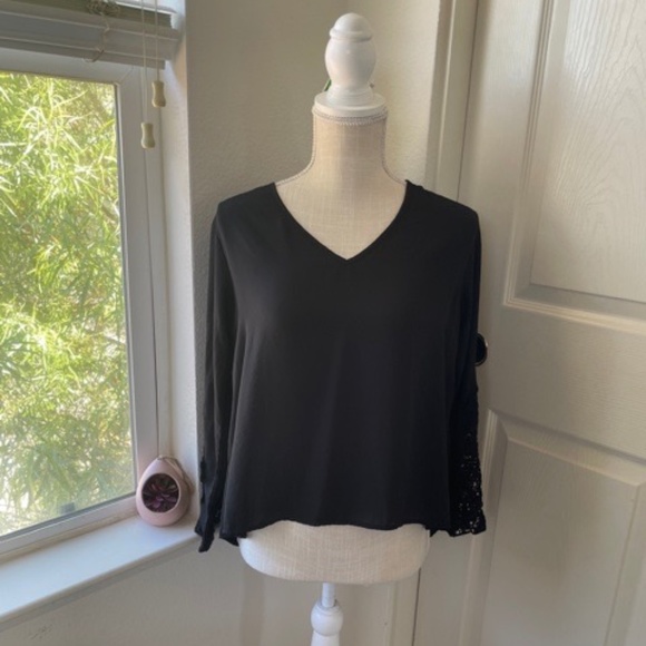 Monteau | Black V-Neck Blouse with Lace Sleeves Elegant Long Sleeve Top, Size S - Picture 2 of 8